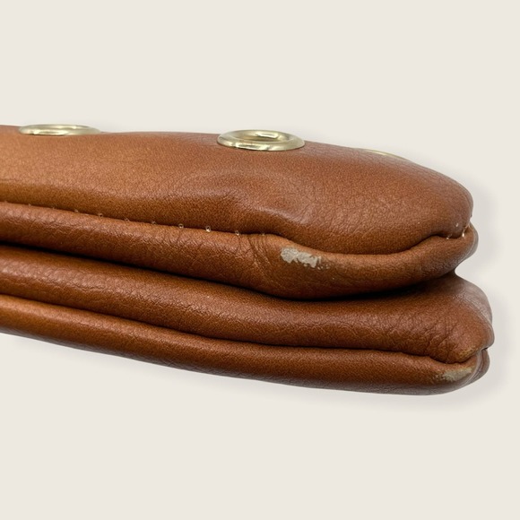 Chico’s Jamie Double Zip Clutch Bag Distressed Brown Vegan PU Gold Tone Grommets - Picture 5 of 10